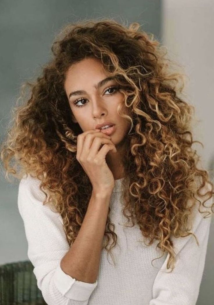 Pourquoi Choisir des Produits Naturels pour la Pousse des Cheveux ? Focus sur Le Scuib Service