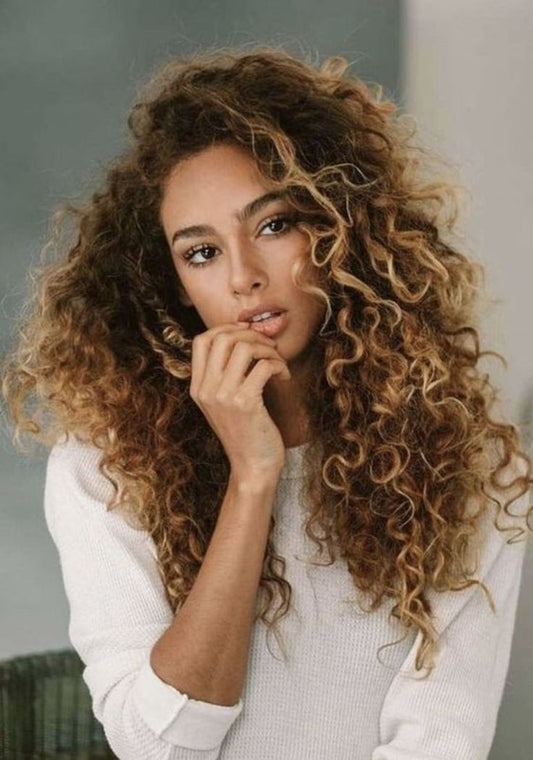 Pourquoi Choisir des Produits Naturels pour la Pousse des Cheveux ? Focus sur Le Scuib Service